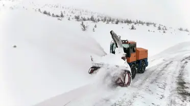 Elazığ’da yeniden açılan köy yolu