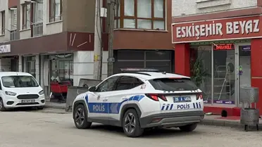 Tepebaşı'nda Üvey Oğul Saldırısı: B.Y. Hastanede Tedavi Altında