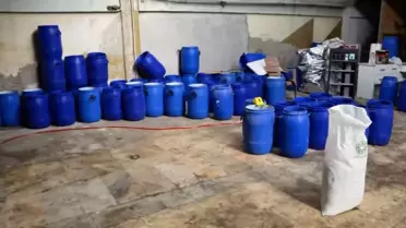 İzmir'de 1,6 Ton Uyuşturucu Ham Maddesi Ele Geçirildi, İçişleri Bakanı Yerlikaya Açıklama Yaptı