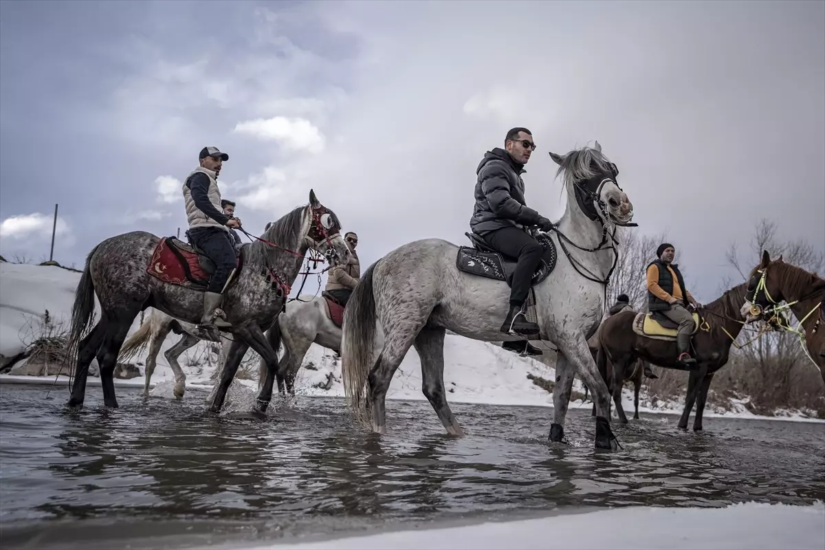 Erzurum’da Karla Kaplı Arazide Atlı Safari: Doğa ve Adrenalin Buluşması