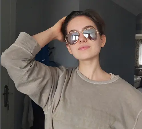 Ava Yaman gençlik fotoğrafı