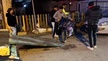 Kaza anındaki motosiklet ve otomobil