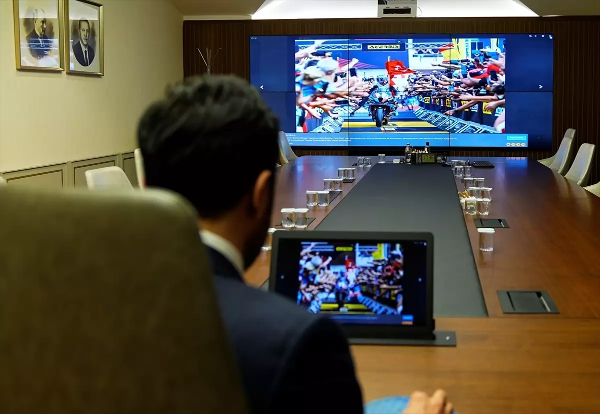 AK Parti İstanbul İl Başkanı Abdullah Özdemir, Yılın Kareleri Oylamasında Değerlendirme Yaptı