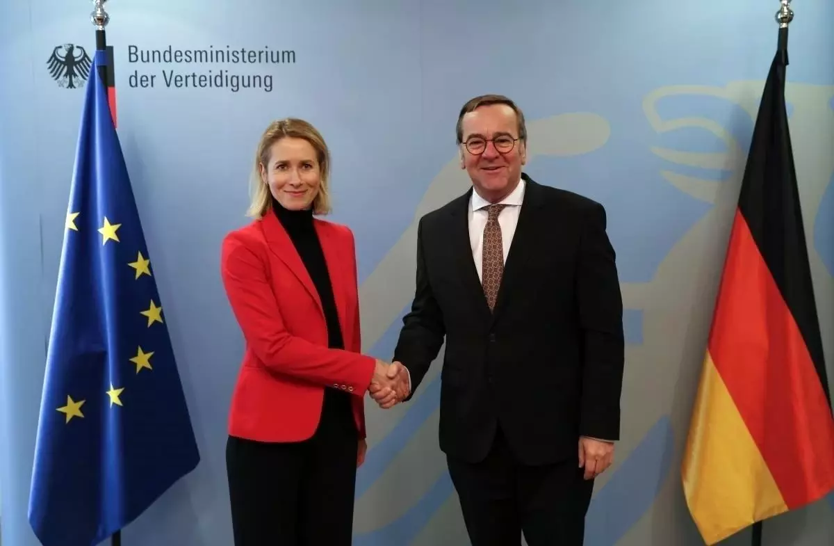 Almanya Savunma Bakanı Pistorius, NATO'nun Grönland ve Arktik Güvenliğini Vurguladı