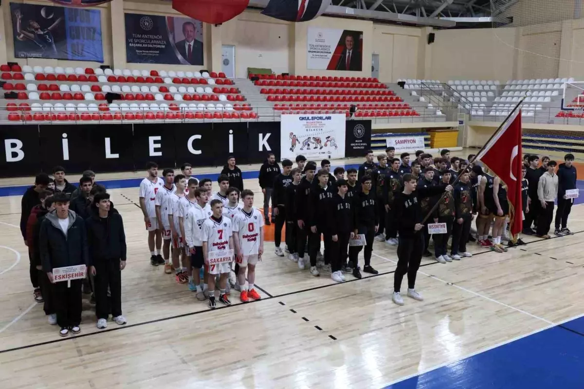 Bozüyük’te Gençler Basketbol Turnuvası Açılışını Gerçekleştirdi
