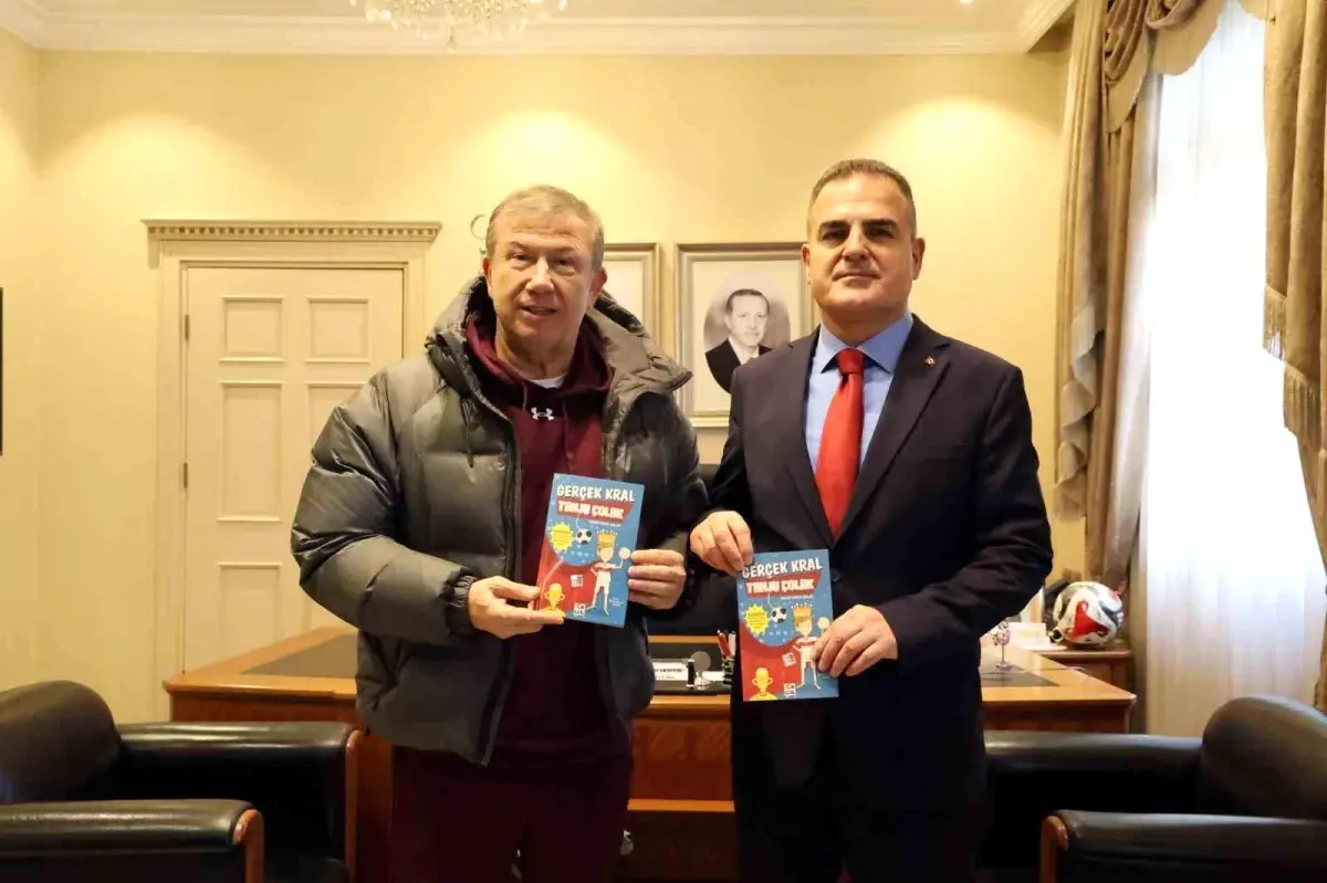 Tanju Çolak, Muğla Valisi'ni Ziyaret Ederek Çocuklara Özel Kitap Hediye Etti