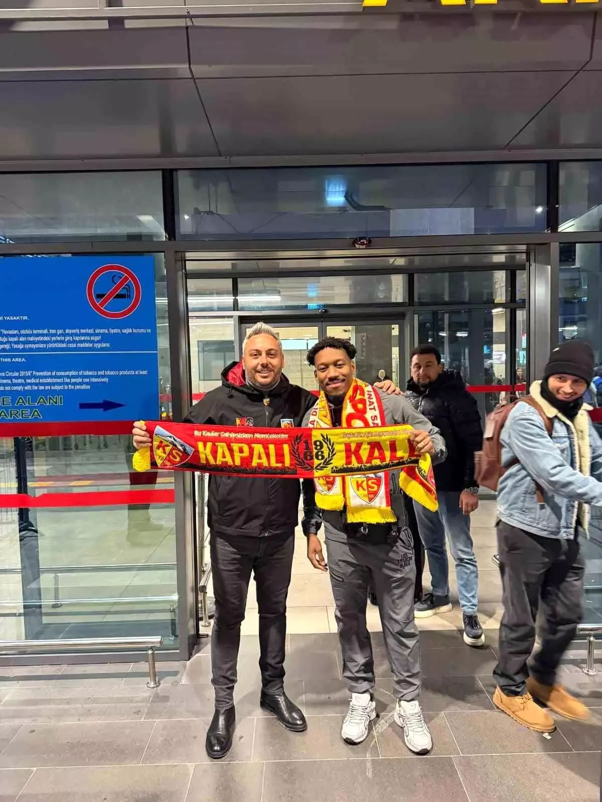 Kayserispor, Fransız Sağ Bek Ronael Pierre‑Gabriel’i Kadrosuna Katıyor