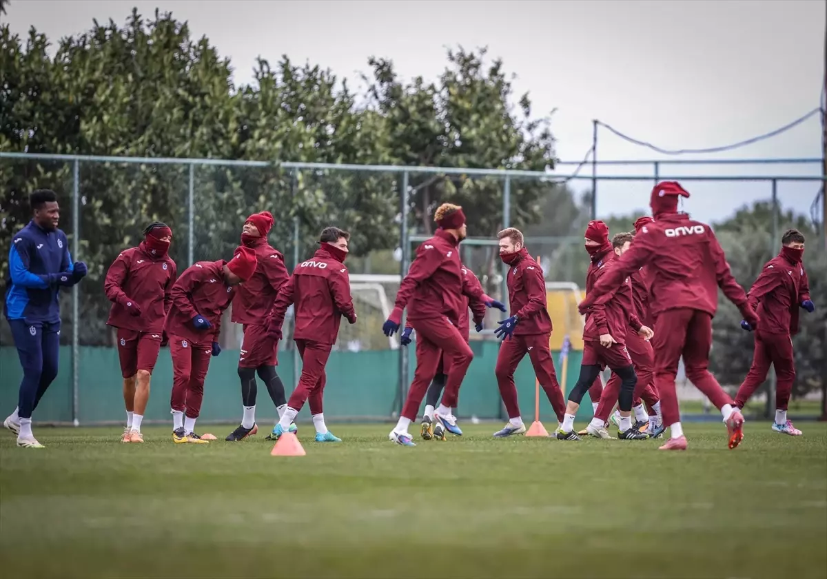 Trabzonspor, İstanbulspor Kupa Maçı İçin Hazır: Kadro Detayları Açıklandı