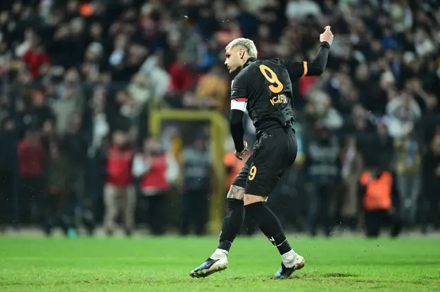 Maçtan bir anlık görüntü – Galatasaray atak yapıyor