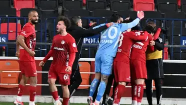 Gaziantep FK sahasında gol sevinci