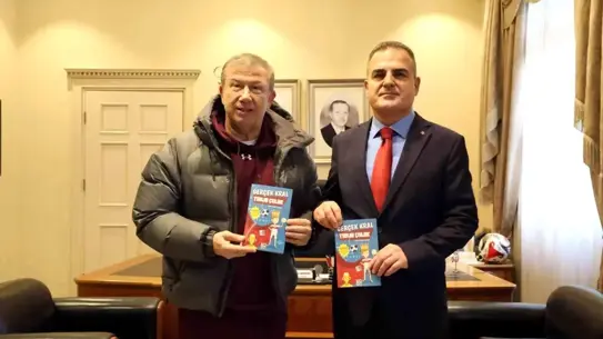 Gerçek Kral Tanju Çolak kitabının kapağı