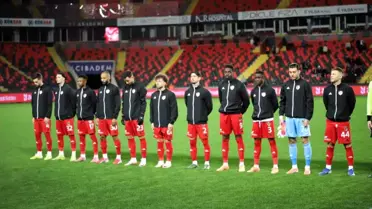 Gaziantep FK ve Kocaelispor Ziraat Türkiye Kupası'nda İlk Yarıda Gol Şansı Bekliyor