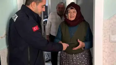 Cüzdanı teslim alan Fatma Gürocak