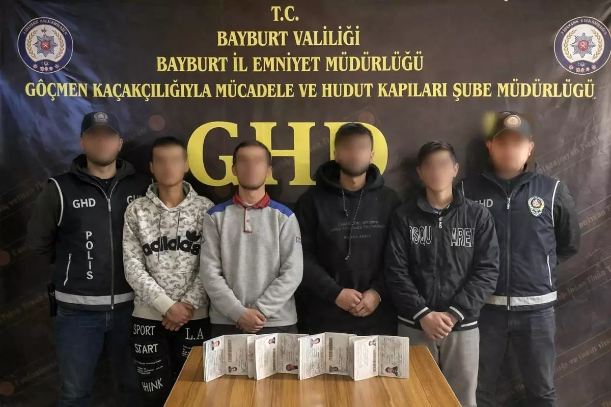 Bayburt’ta Düzensiz Göçmen Operasyonu: 8 Kişi Yakalandı, Sahte Pasaport Skandalı Ortaya Çıktı