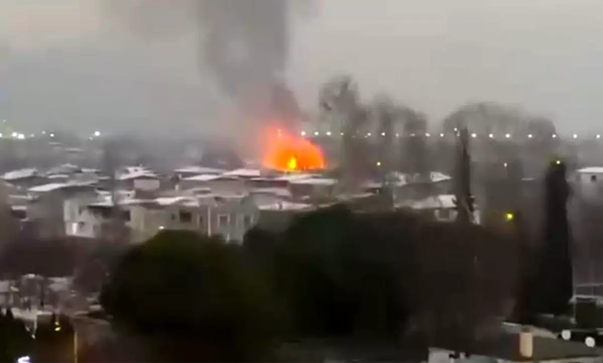 Bursa Yıldırım’da Ahşap Palet Fabrikasında Yangın: İtfaiye Müdahalede