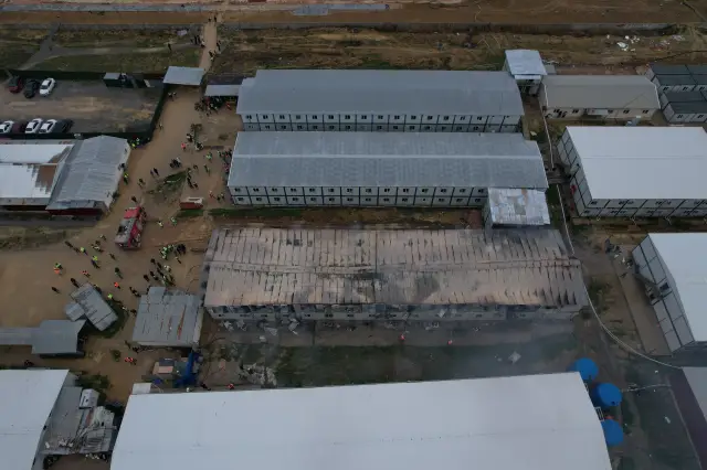 Yangın sonrası şantiye alanı