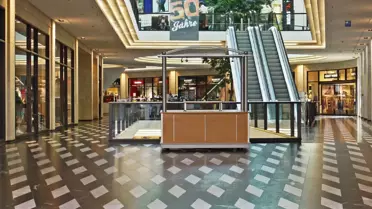 Saks Global mağazalarından birinin dış görünüşü