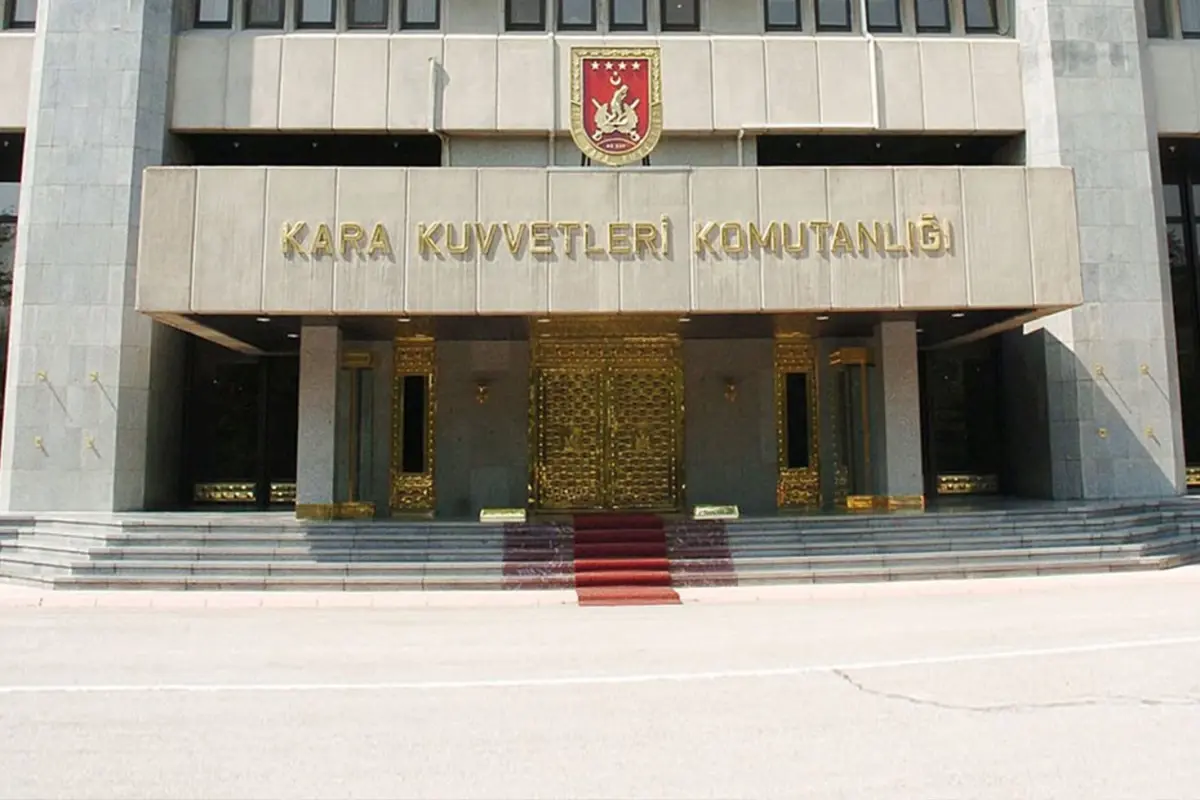 Kara Kuvvetleri İhalelerinde 5 Şüpheli Tutuklandı, 16 Kişi Adli Kontrol Şartıyla Serbest