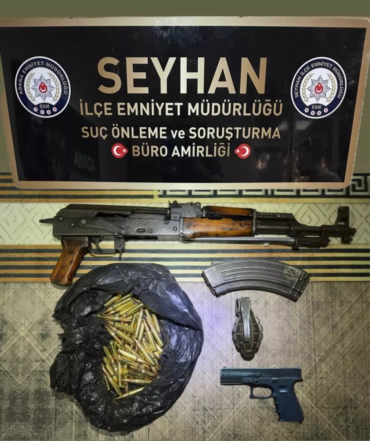 Adana’da Silah ve El Bombası Operasyonu: 4 Şüpheli Tutuklandı