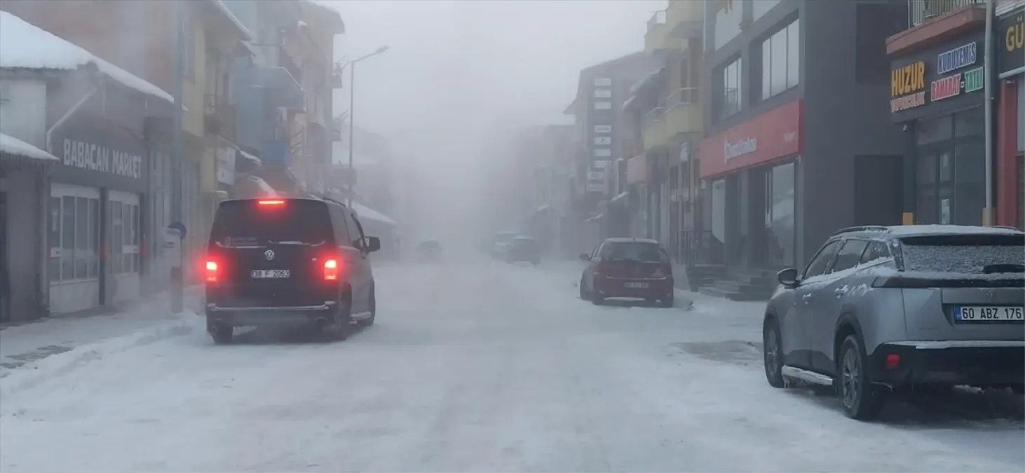 Yeşilyurt'ta Kar Beyazlığı Dron Gözünden Görüldü