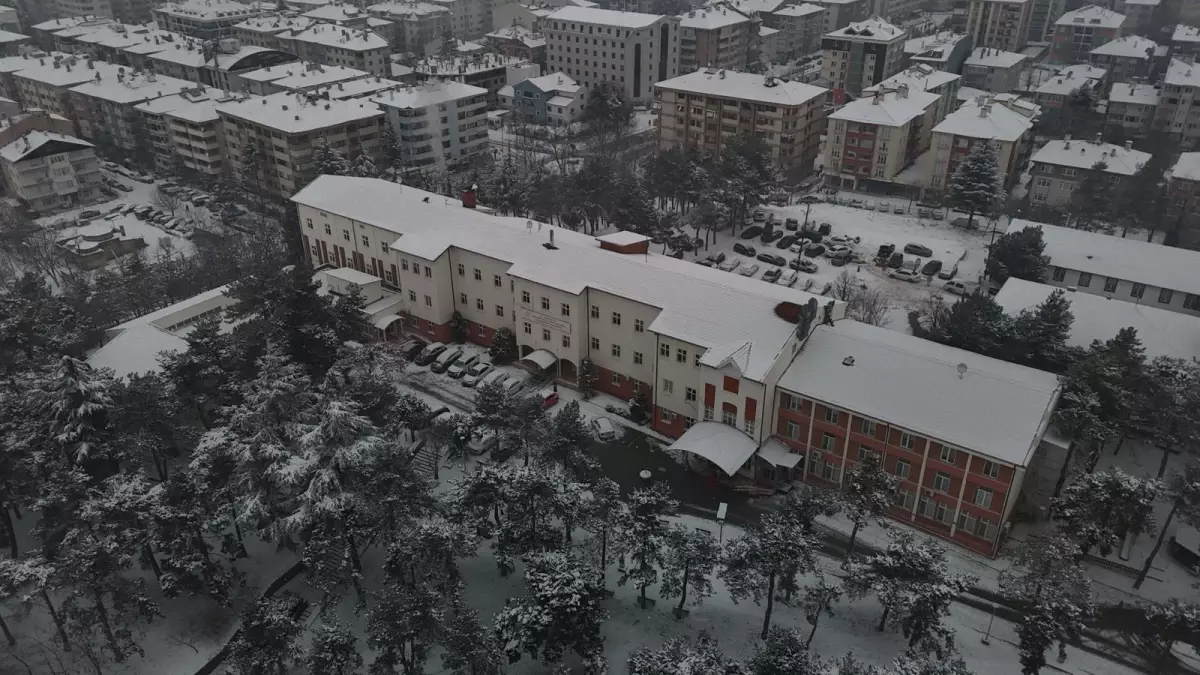Bolu’da İzzet Baysal Hastaneleri Deprem Güvenliği Nedeniyle Yeniden İnşa Edilecek