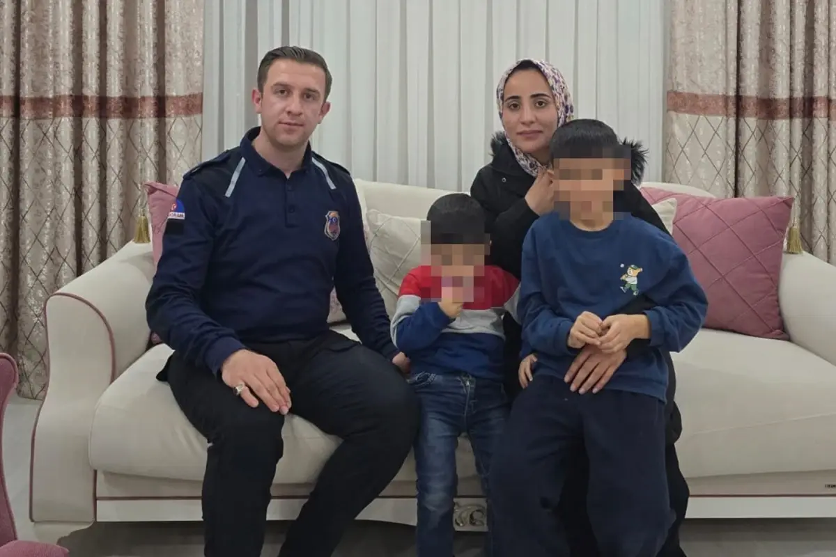 Cezaevi Personeli Trafik Kazası Sonrası Anne ve Çocukları Evinde Konuk Etti