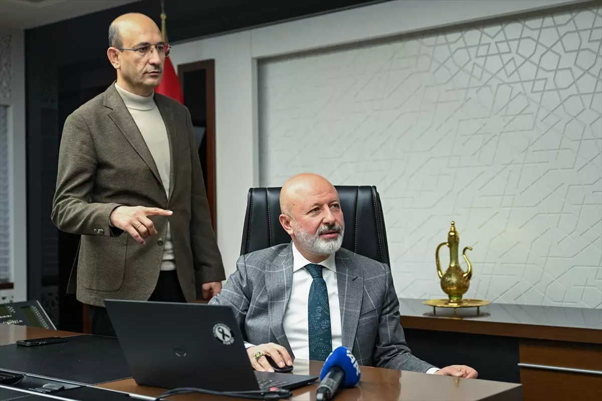 Kocasinan Belediye Başkanı Çolakbayrakdar, 'Yılın Kareleri' Seçimine Katıldı