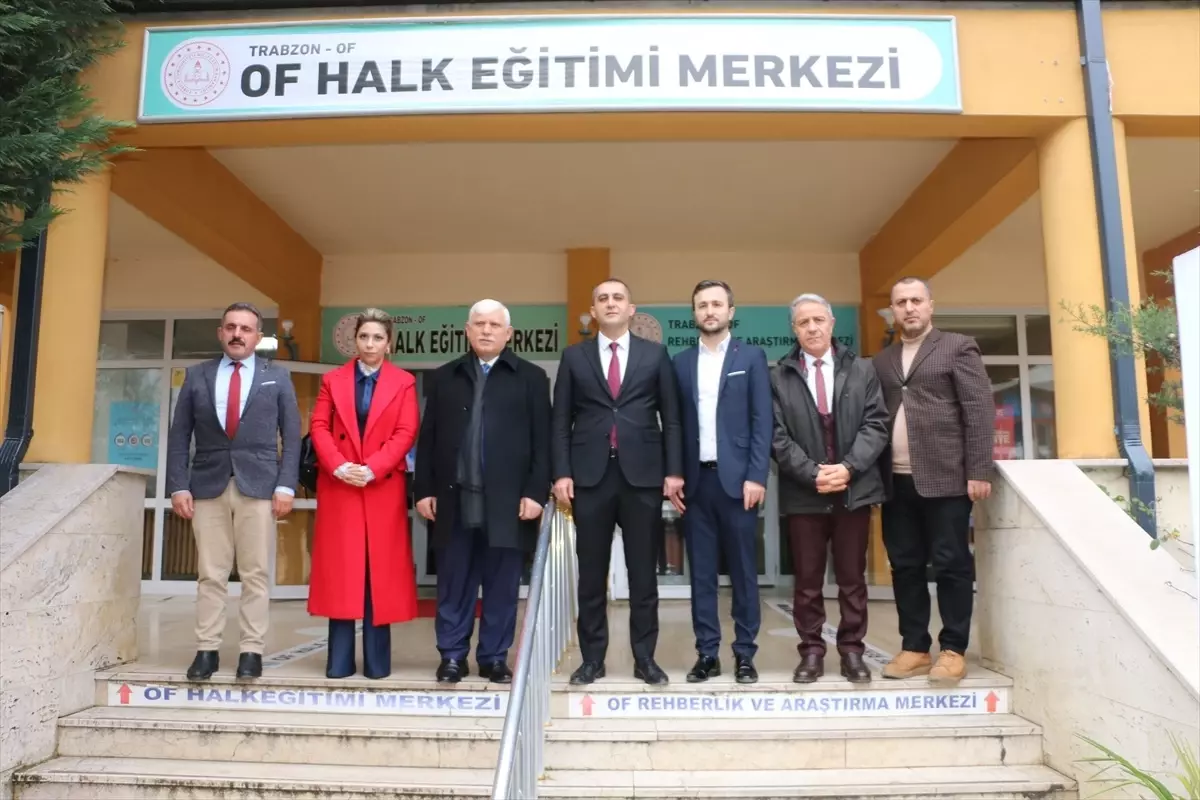 Kaymakam Eşref Akça, Halk Eğitim Merkezinde Çalışmaları Yerinde İnceledi