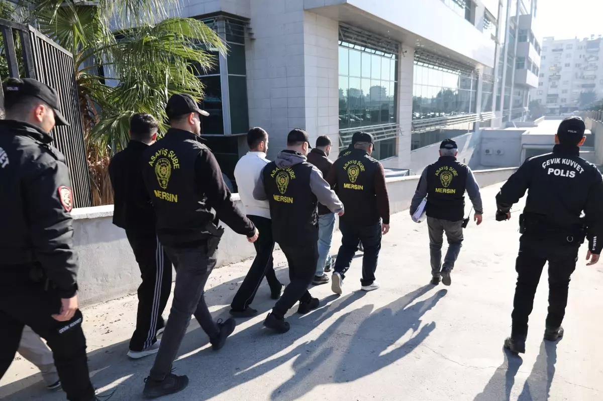 Mersin'de Paravan Şirketler Üzerinden Büyük Dolandırıcılık Operasyonu: 10 Şüpheli Tutuklandı