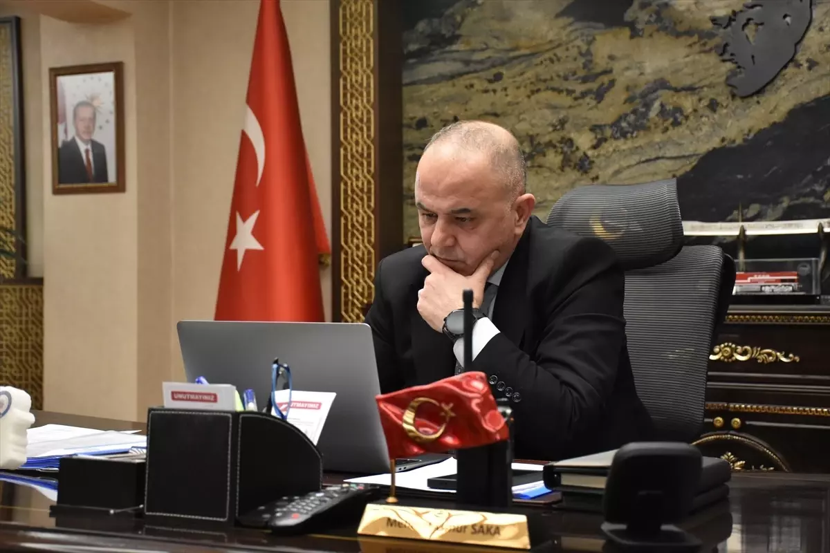 Sakarya Emniyet Müdürü Saka, AA’nın 2025 Yılın Kareleri Fotoğraf Yarışmasında Seçim Yaptı