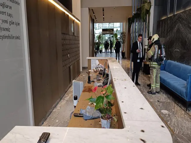 Patlama sonrası enkaz