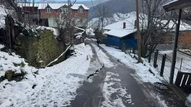 Heyelan sonrası Bartın'da hasar gören evlerin detaylı görüntüsü