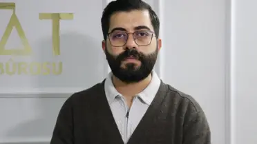 Down sendromlu çocuğun fotoğrafı