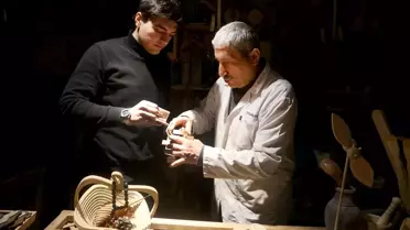 Mikail Fırat’ın büyük ahşap heykeli