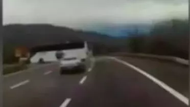 Otobüsün U dönüşü sırasında çekilmiş fotoğraf