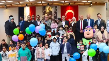 Mısır Büyükelçiliği yetkilileri ve yardım ekipleri