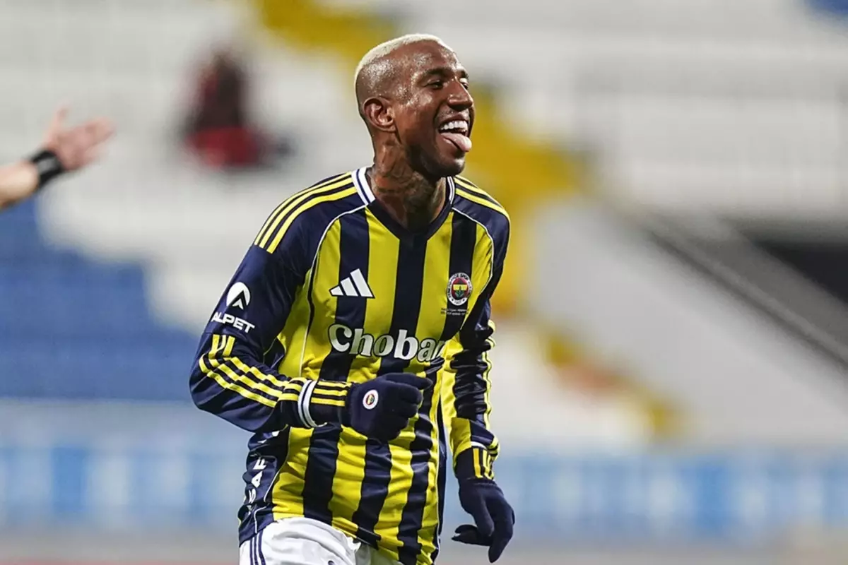 Fenerbahçe, Talisca'nın Tek Golüyle Beyoğlu Yeni Çarşı’yı Geçti