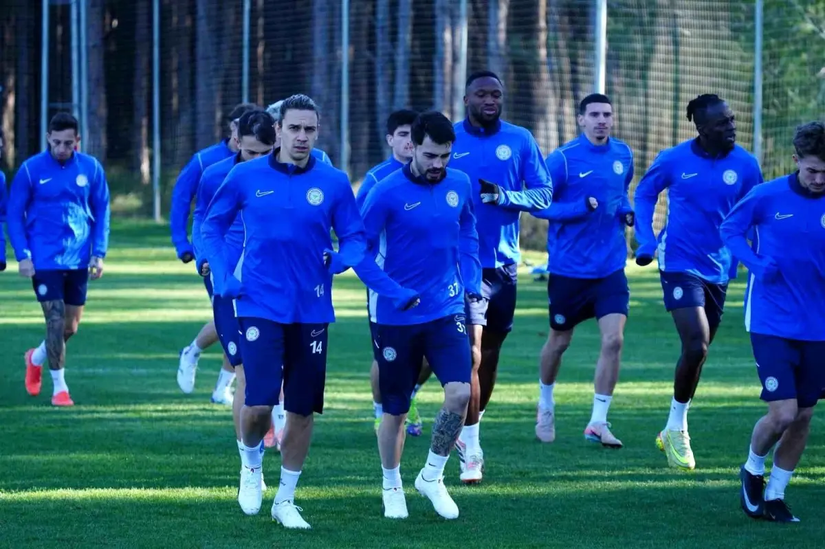 Çaykur Rizespor, Antalya’da Kış Kampına Hız Kesmeden Devam Ediyor