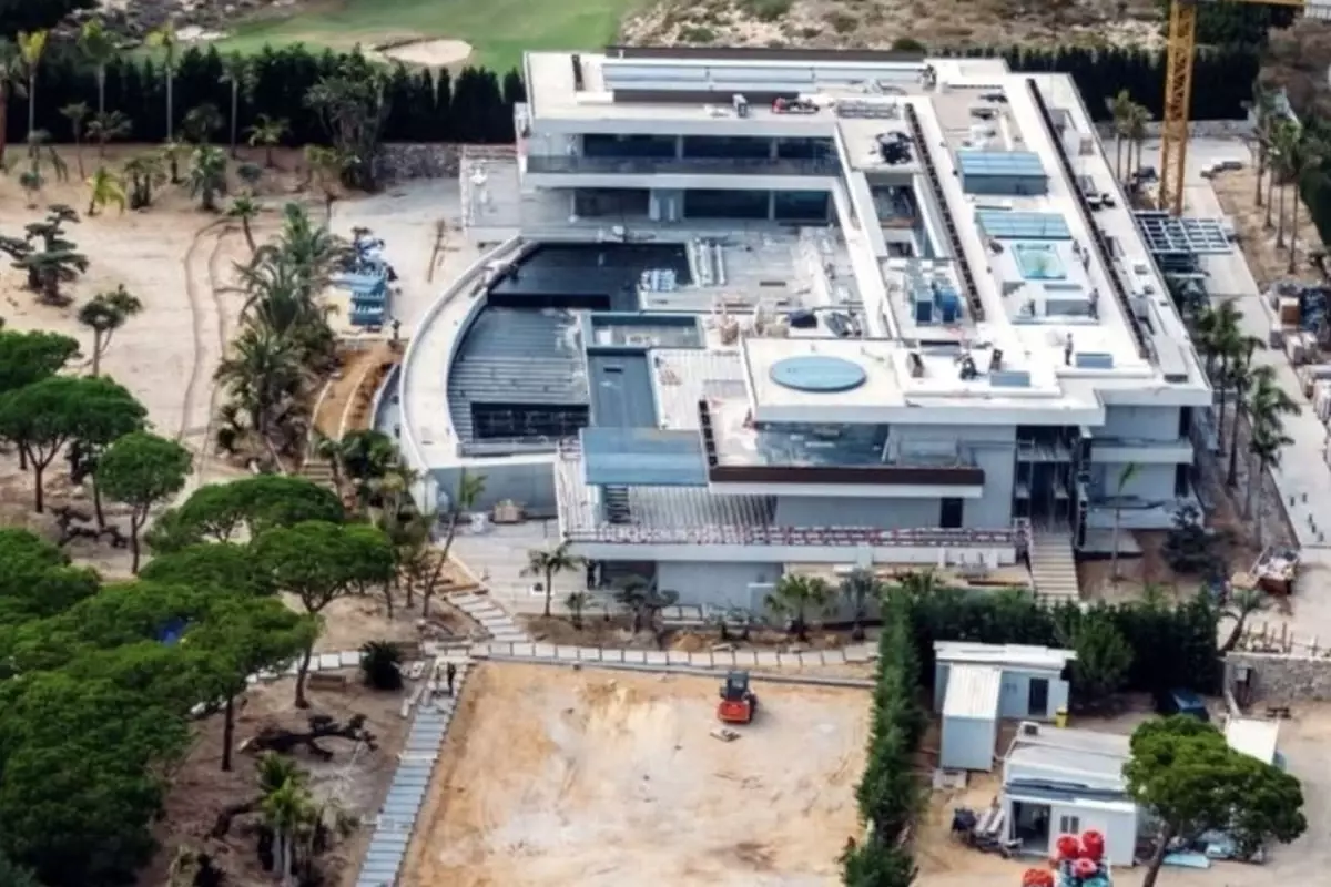 Portekiz'de Altın Musluklu Lüks Villa: Ronaldo'nun Hayalindeki Malikane Açıklandı