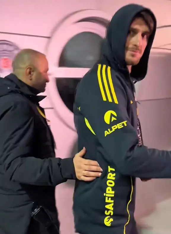 İsmail Yüksek tribünlerde