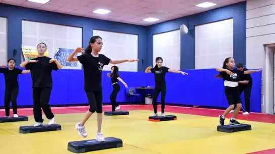 Balıkesir'de spor okulları antrenman görüntüsü