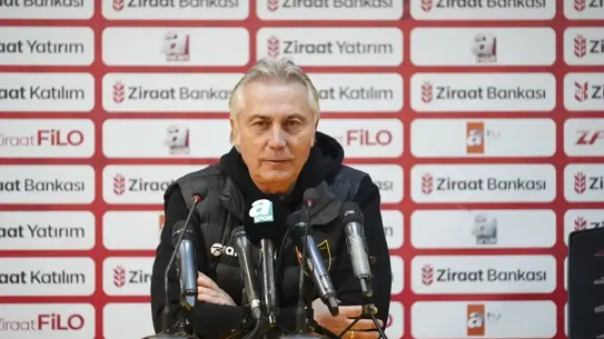 Trabzonspor ve İstanbulspor maç sonrası sahadaki görüntü