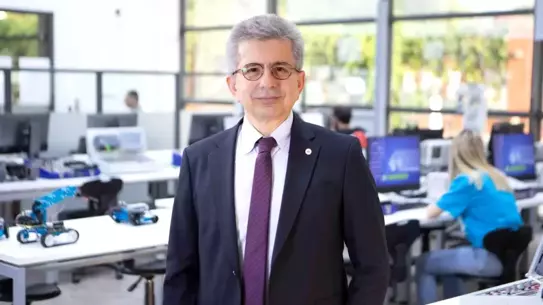 Spor yönetimi eğitimi sırasında öğrenciler