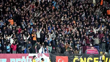 Trabzonspor maçta gol sevinci