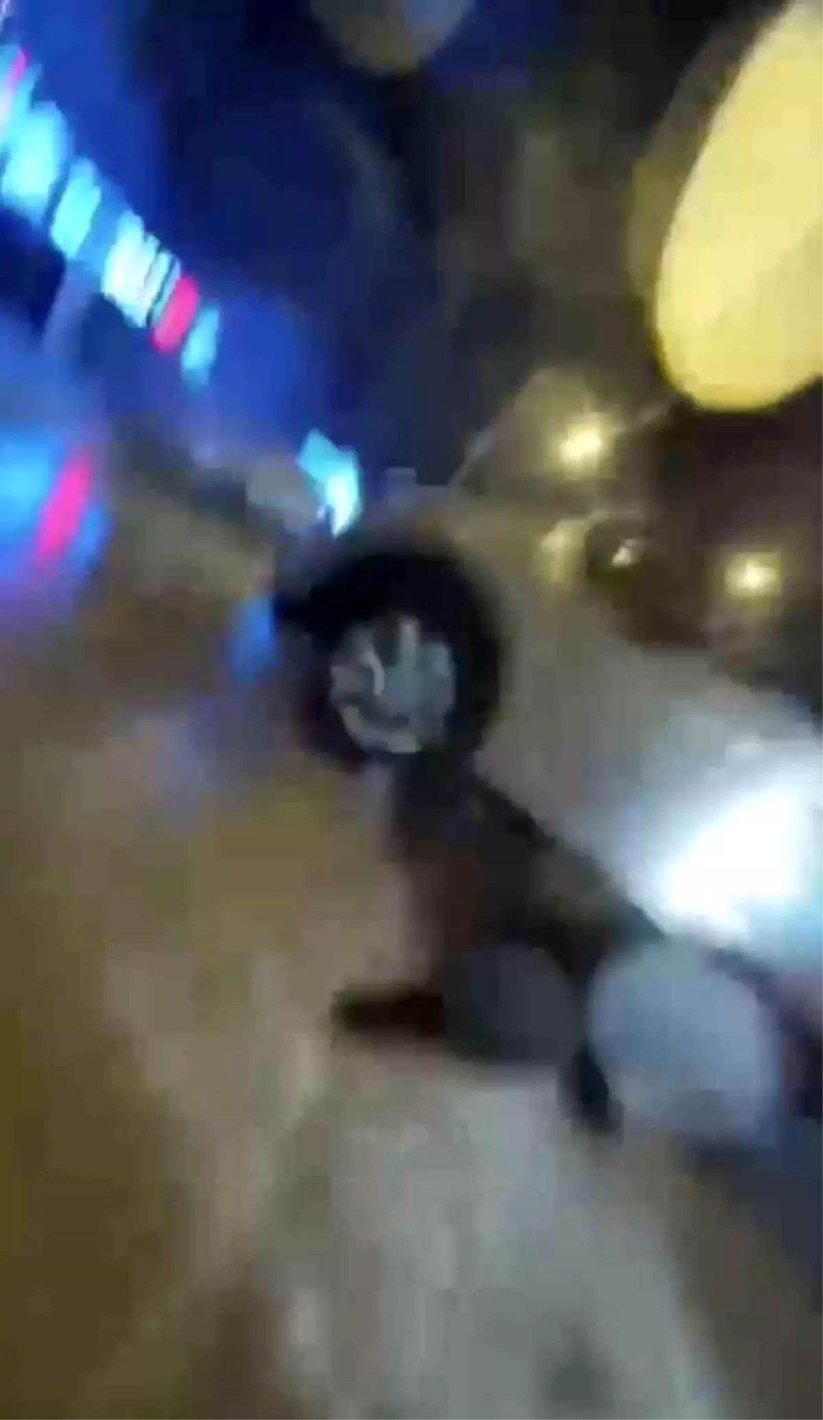 Nilüfer'de Çipin Ani Çıkışıyla Motosiklet Çarpması: Kask Kamerası Olayı Görüntülüyor