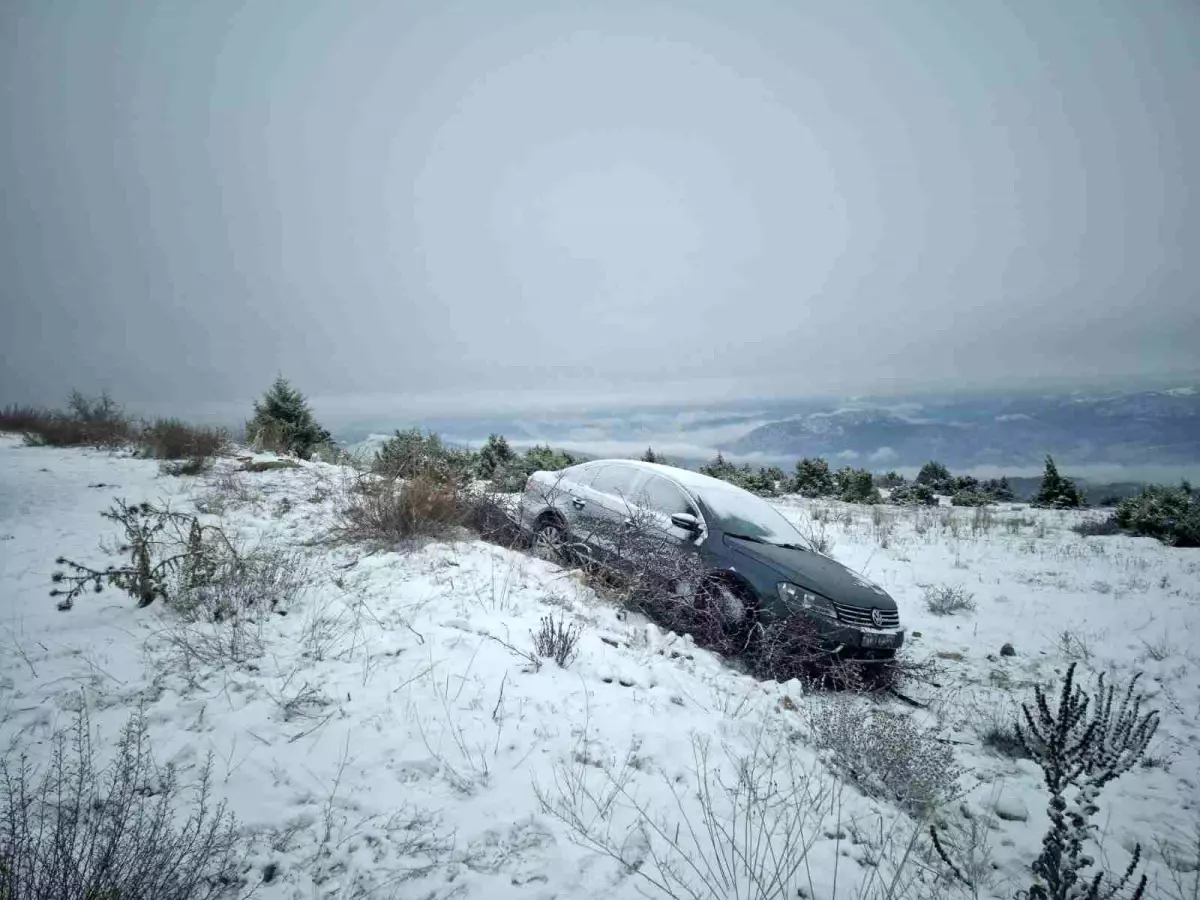 Yenipazar’da Belediye Başkanının Makam Aracı Kaza Yaptı, Başkan Araçta Değil