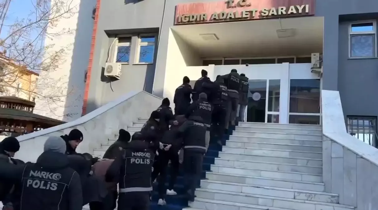 Iğdır’da Torbacı Operasyonu: 12 Şüpheli Gözaltına Alındı