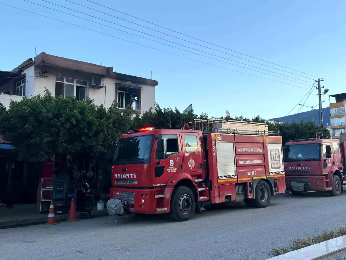 Hatay'da Müstakil Ev Yangını Kontrol Altına Alındı