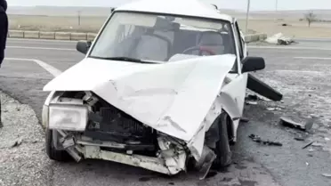 Aksaray'da Trafik Kazası: 5 Kişi Yaralandı, 2'si Bebek