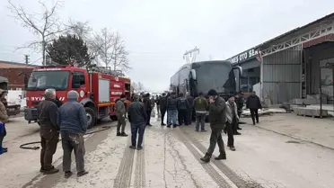 Yanmış otobüsün hasar görmüş görüntüsü